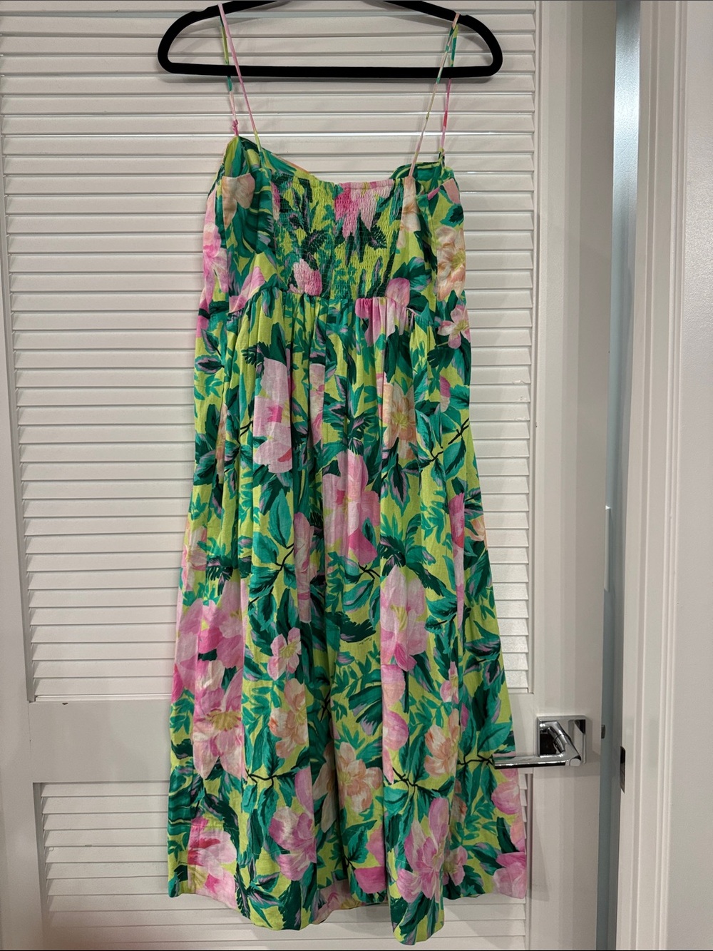FARM Rio Green Midi Dress with Pink Floral Print - Picture 4 of 6